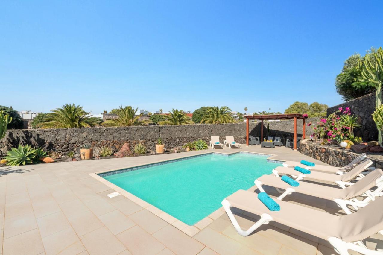 Villa Sarita Sol By Villa Plus بلايا بلانكا المظهر الخارجي الصورة