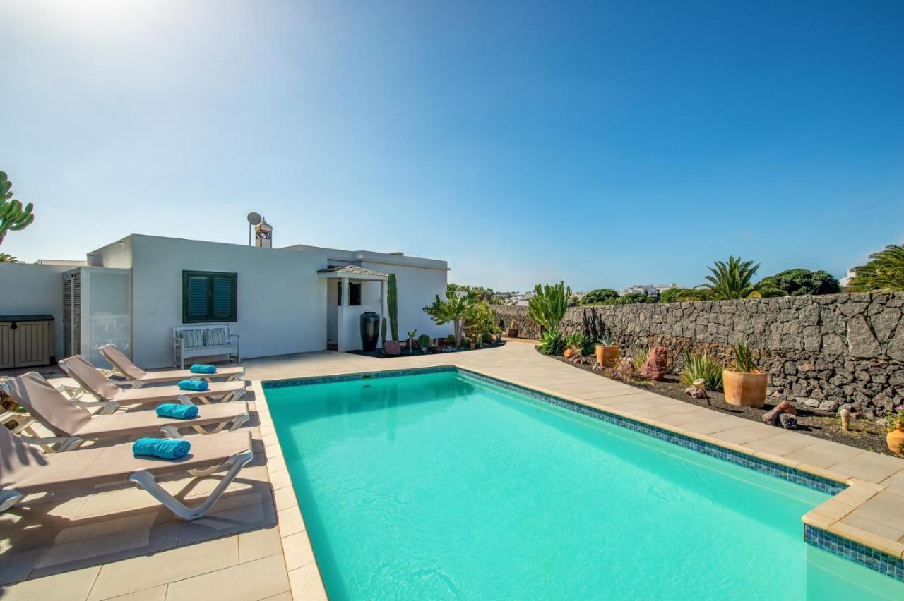 Villa Sarita Sol By Villa Plus بلايا بلانكا المظهر الخارجي الصورة
