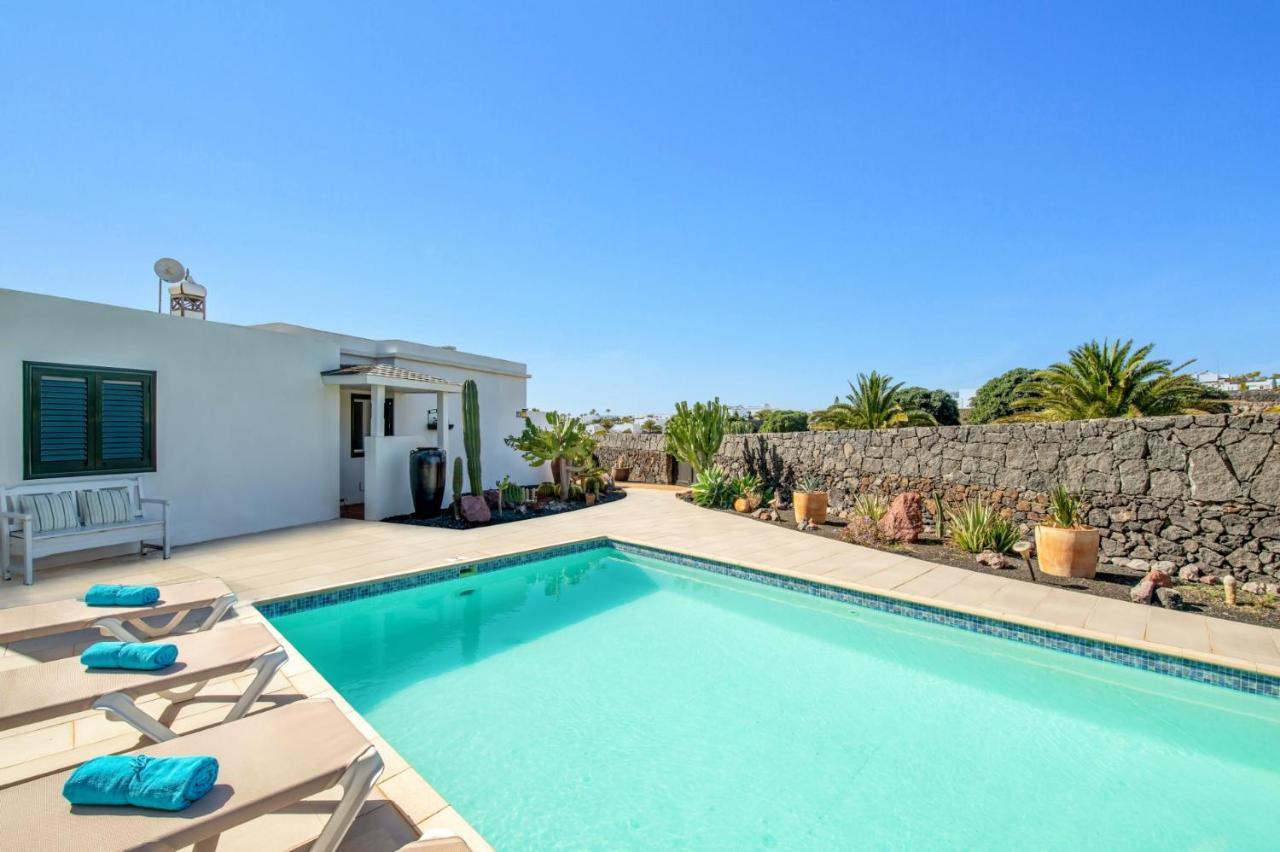 Villa Sarita Sol By Villa Plus بلايا بلانكا المظهر الخارجي الصورة